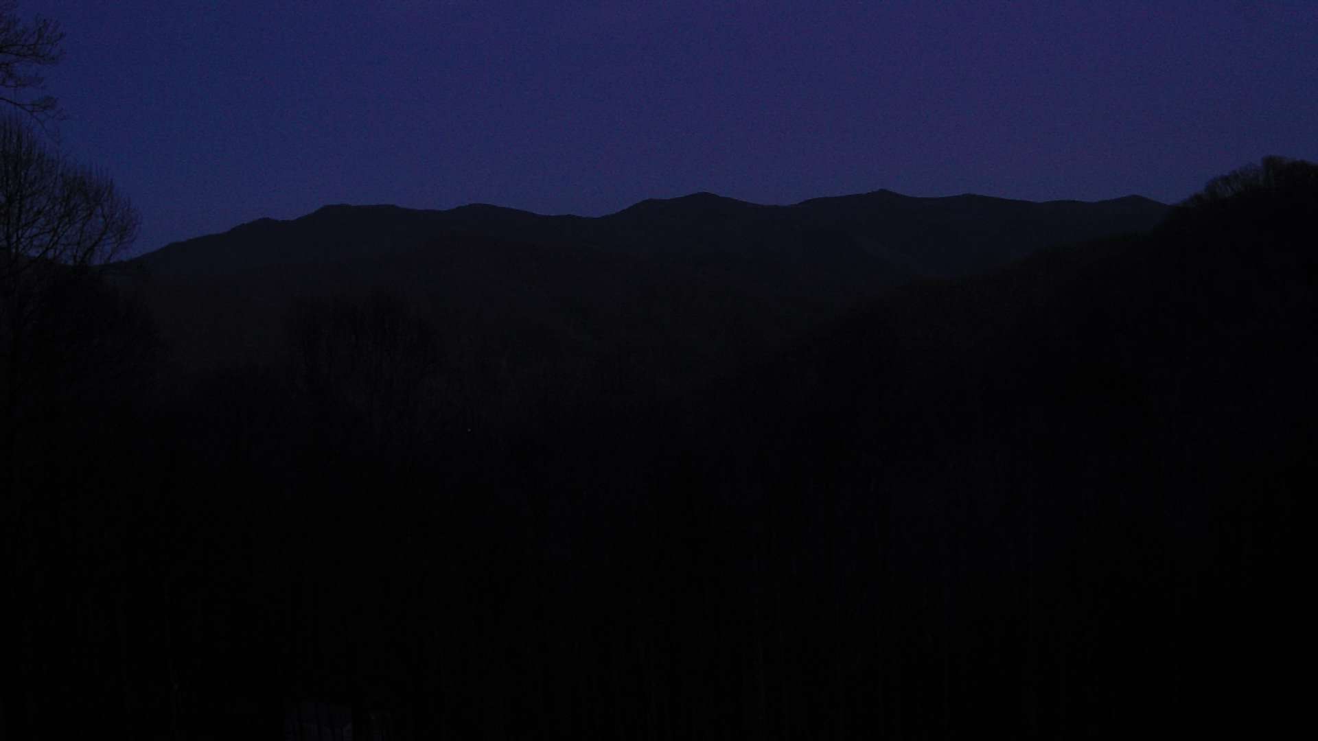 click for next image... slideshow image