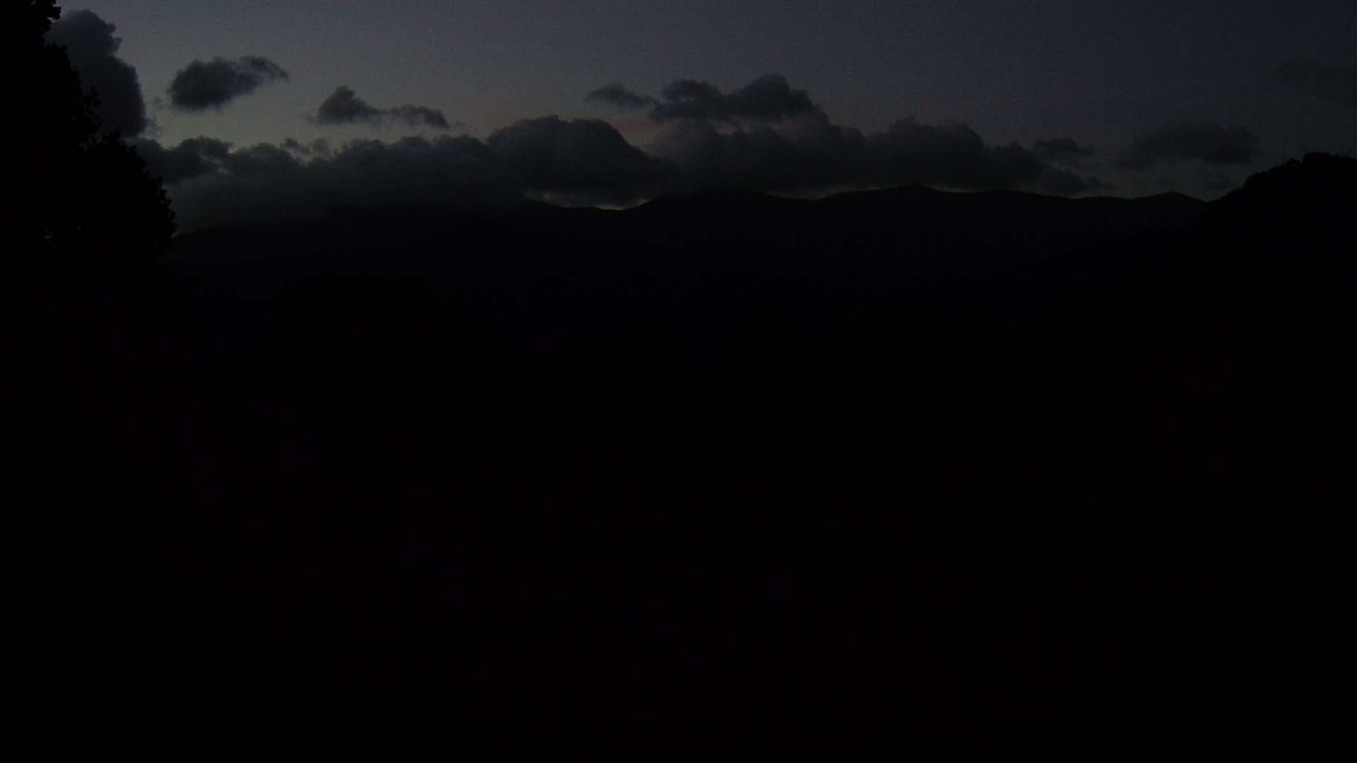 click for next image... slideshow image