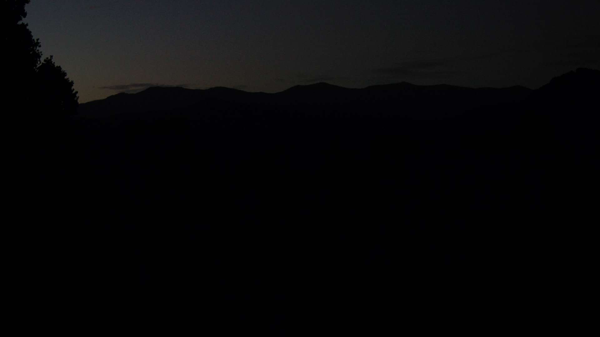 click for next image... slideshow image