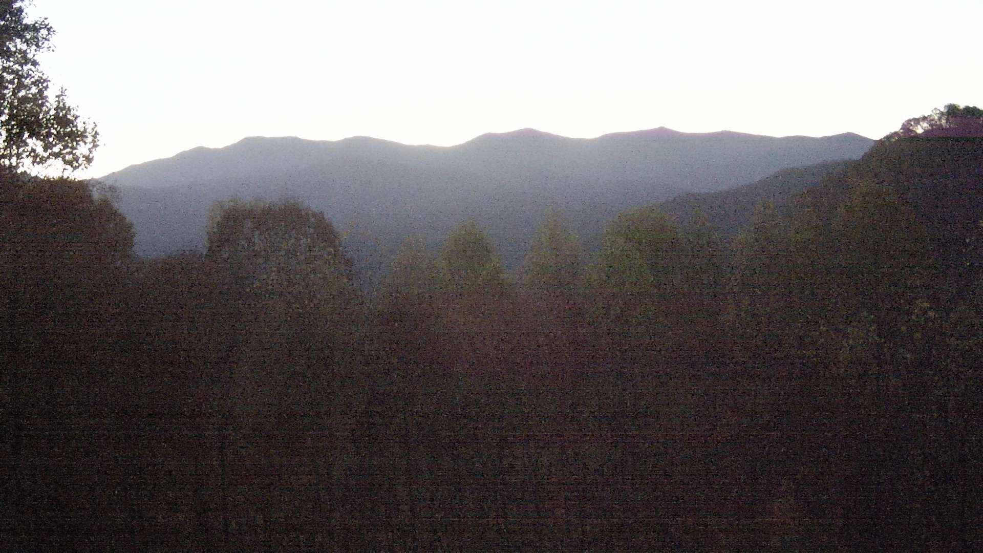 click for next image... slideshow image