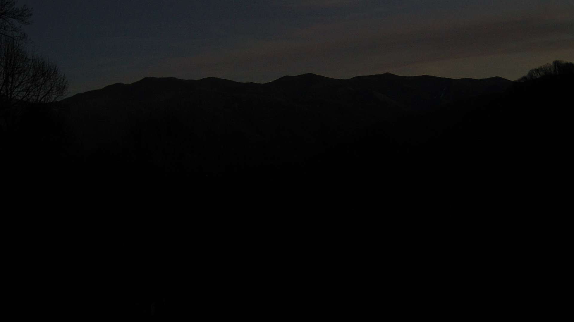 click for next image... slideshow image