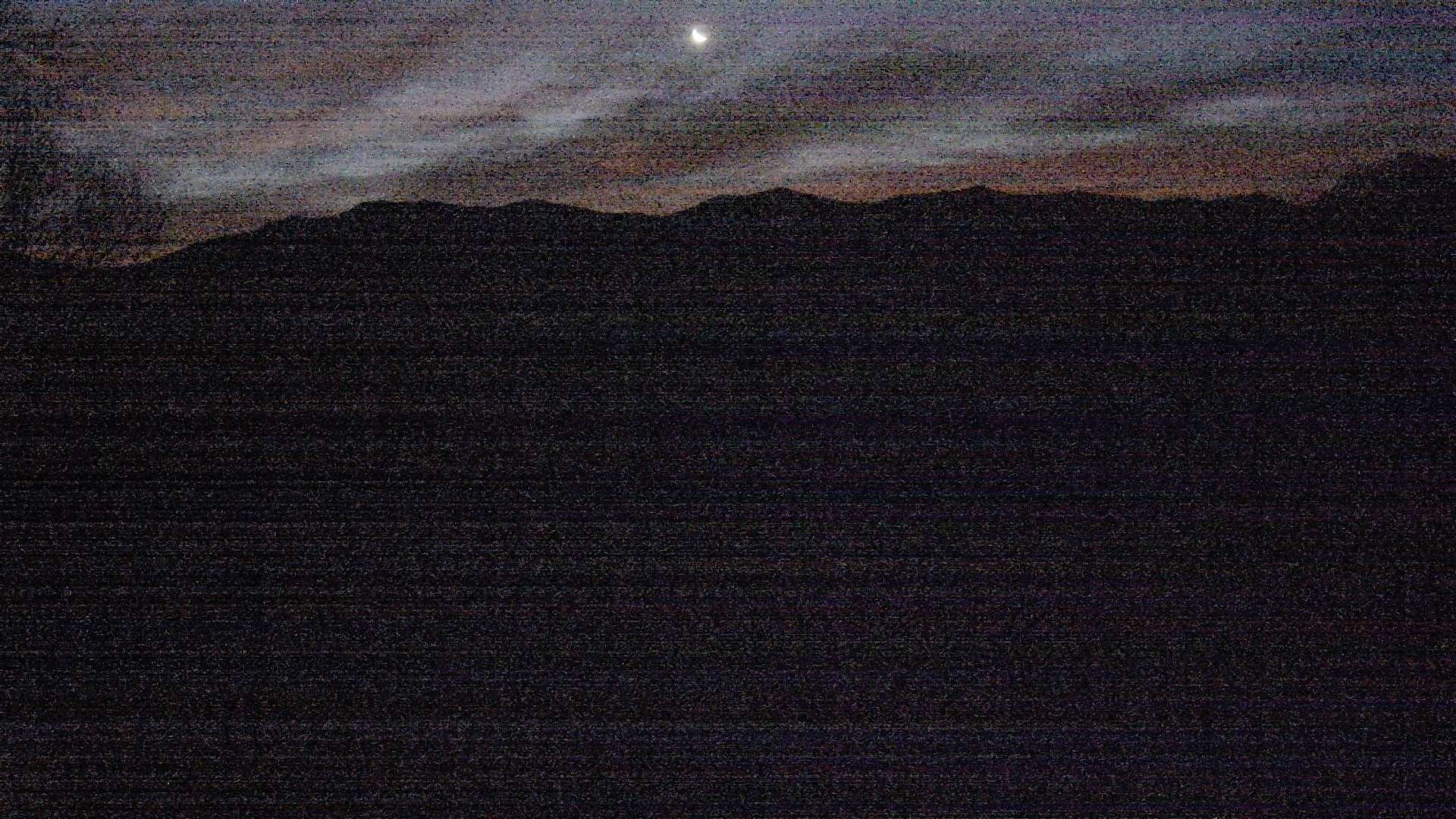 click for next image... slideshow image