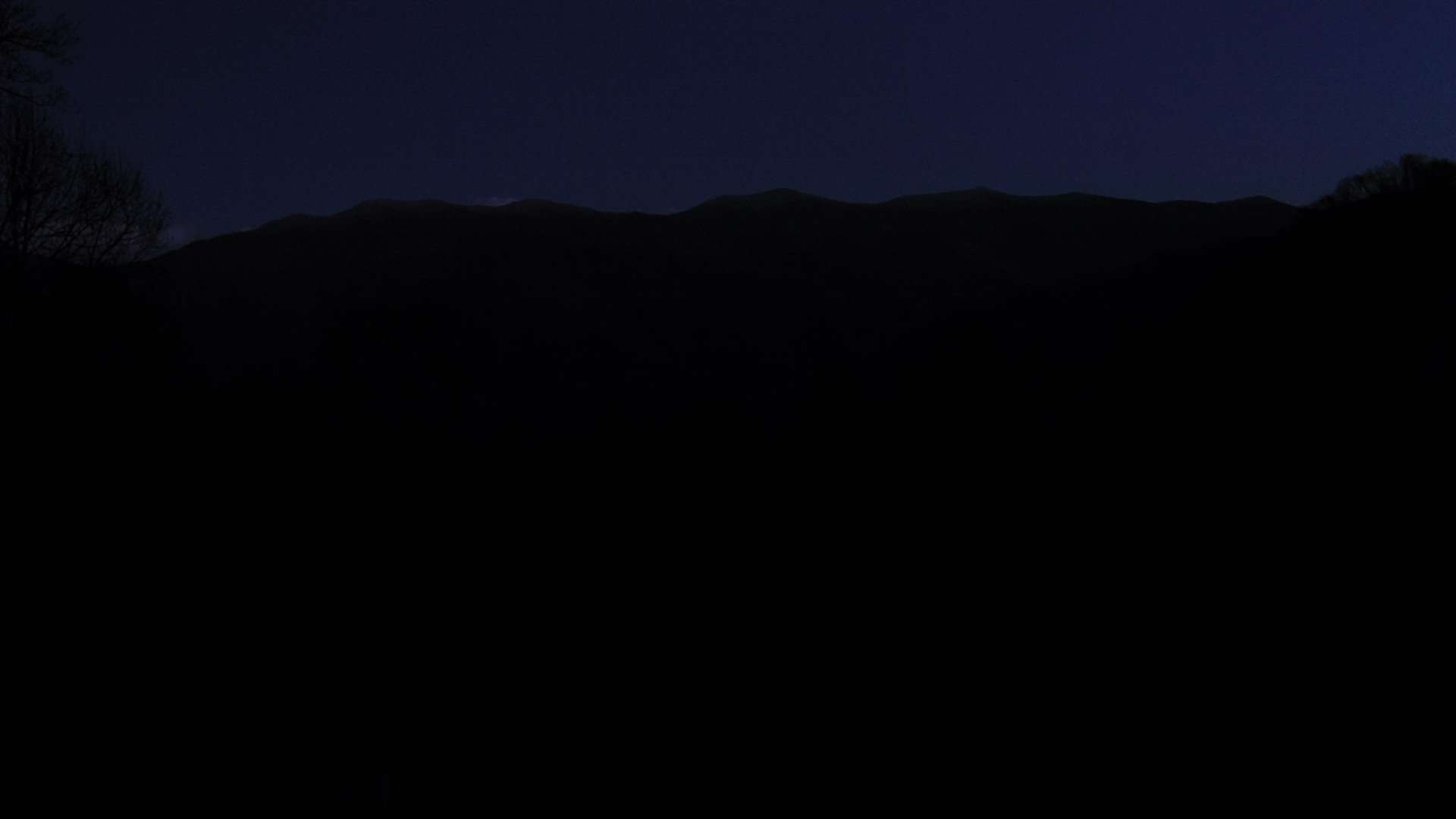 click for next image... slideshow image