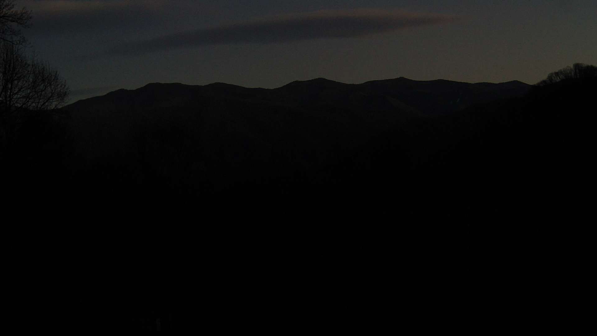 click for next image... slideshow image