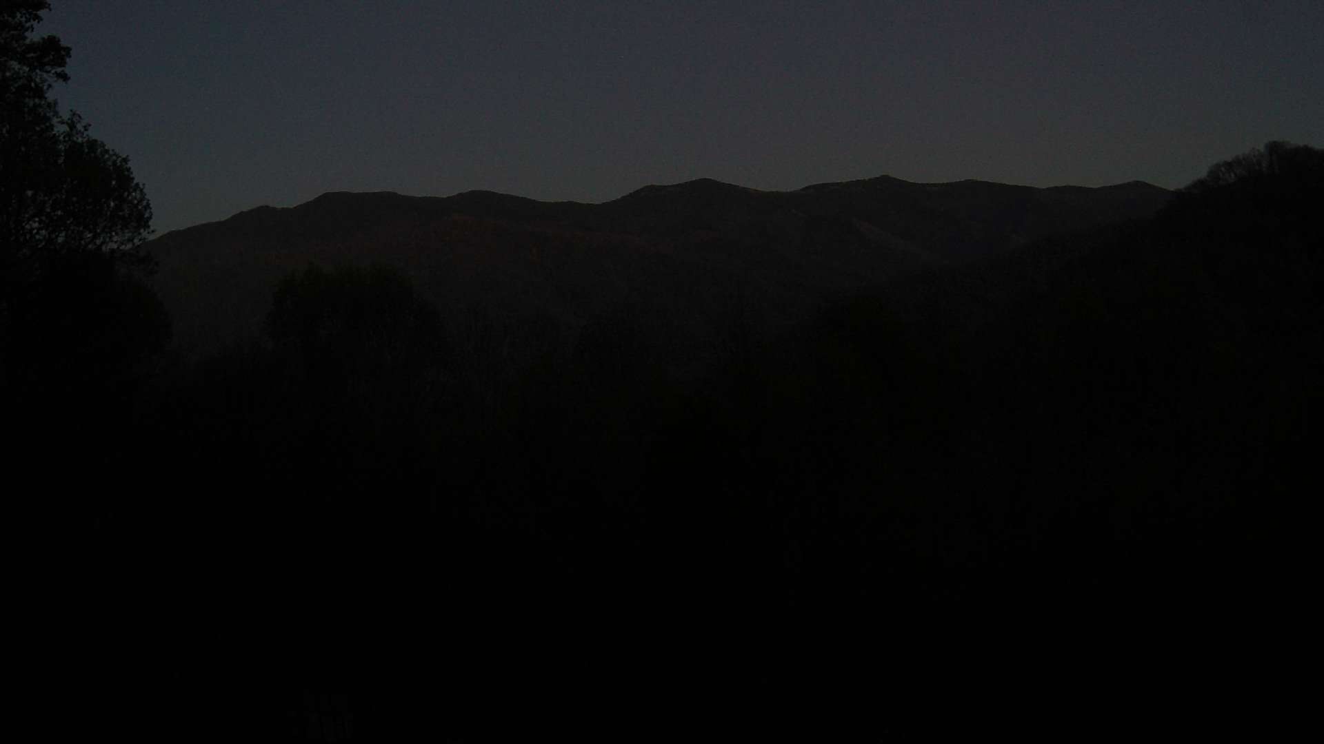 click for next image... slideshow image