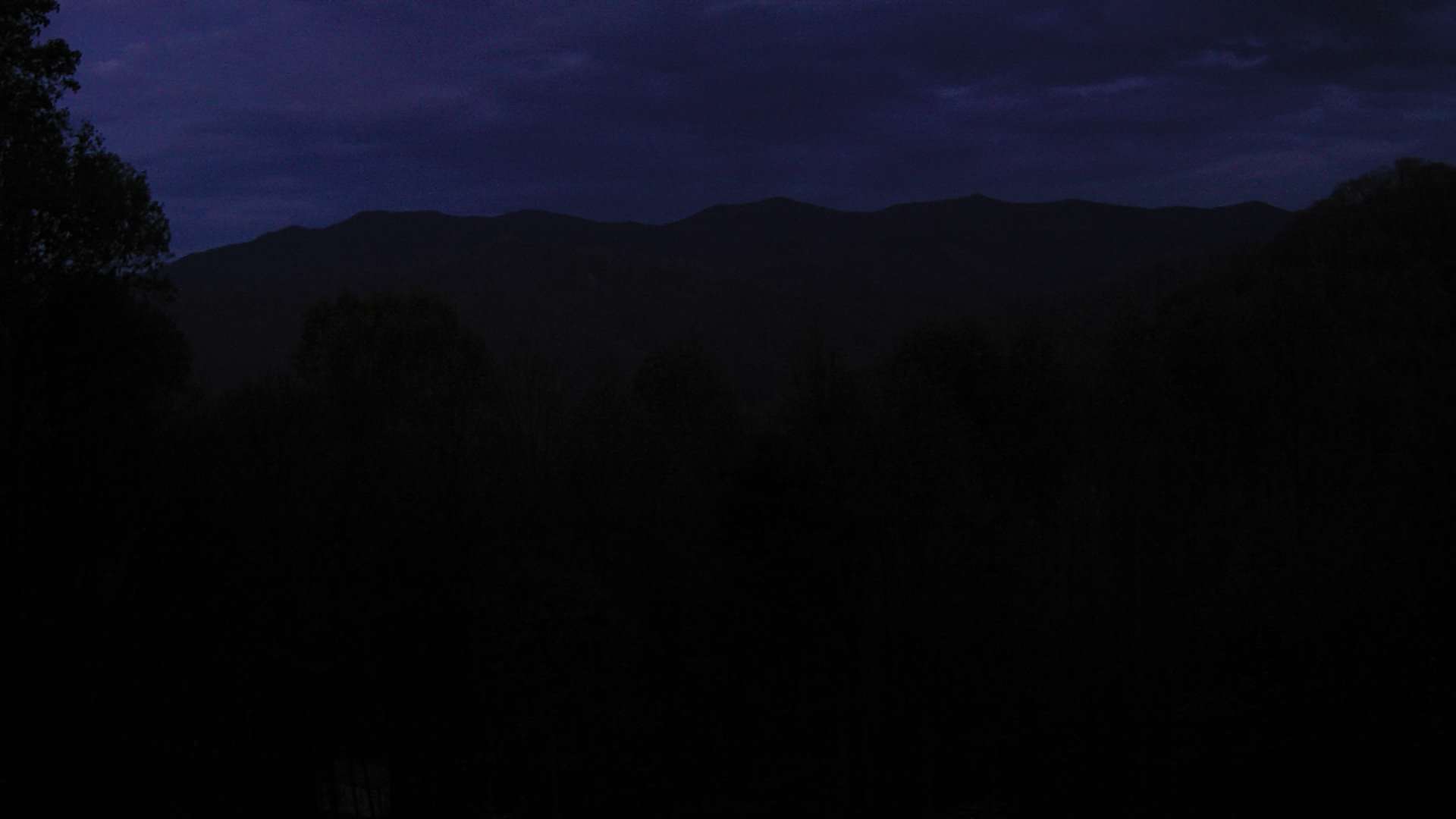 click for next image... slideshow image